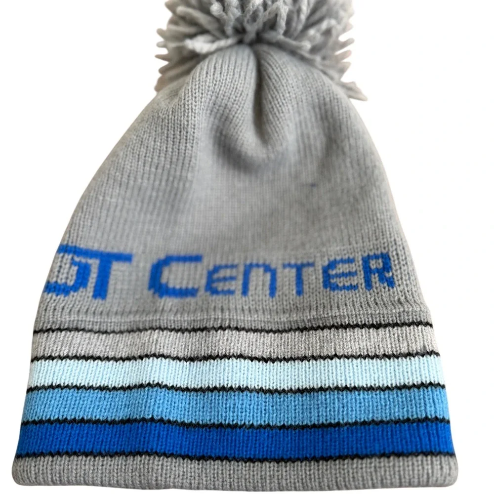 Vintage Walt Disney‎ Productions EPCOT Center Knit Pom Beanie